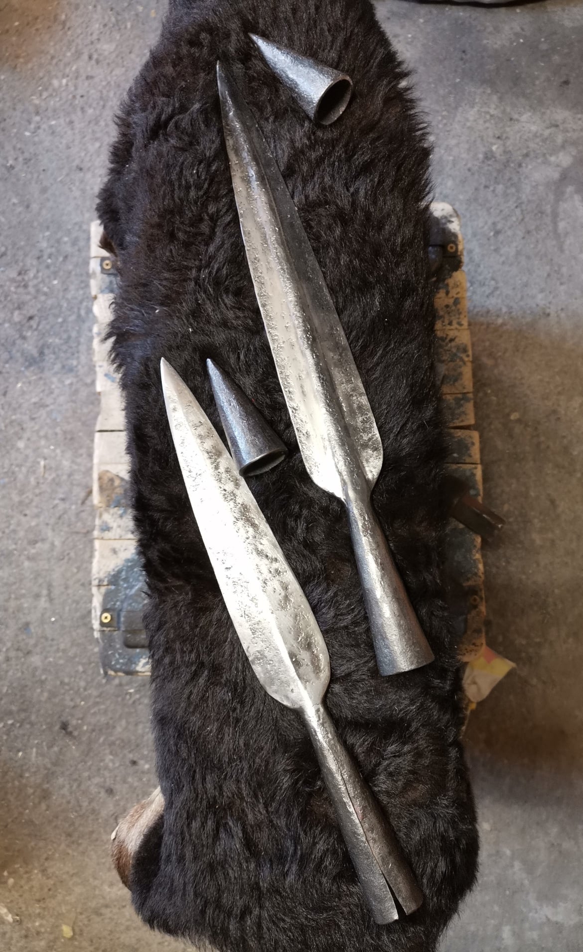 Vârfuri de lance și suliță